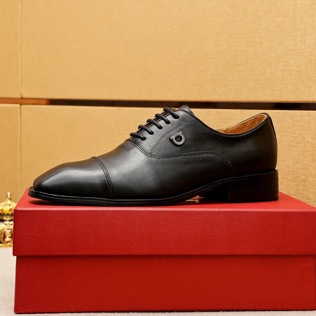 Men's shoes 💰480 💐 Product trademark: Ferragamo "Ferragamo" business leather shoes Regular size: 38-44 (45.46🉑️customized) Product materials: Selected imported calfskin upper, imported water-dyed cowhide leather lining. Strong three-dimensional visual effect, rubber outsole Color: 2⃣️colors available